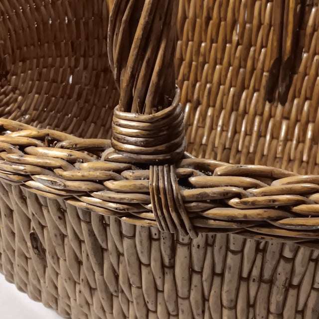 Mid 20th Century Large Vintage Chinese Willow Basket Hand Woven With Intricately Detailed Pattern For Sale - Image 5 of 12