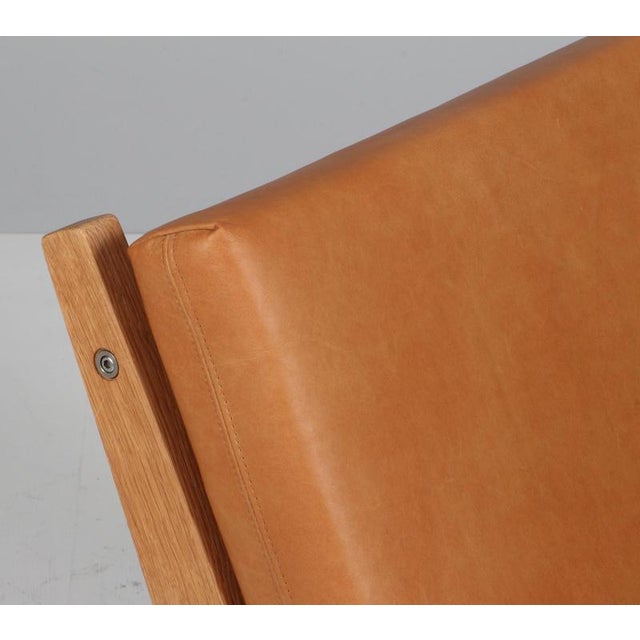 GE-370 Lounge Chair in Oak Frame and Aniline Leather by Hans J. Wegner for Getama, 1960s For Sale - Image 3 of 8