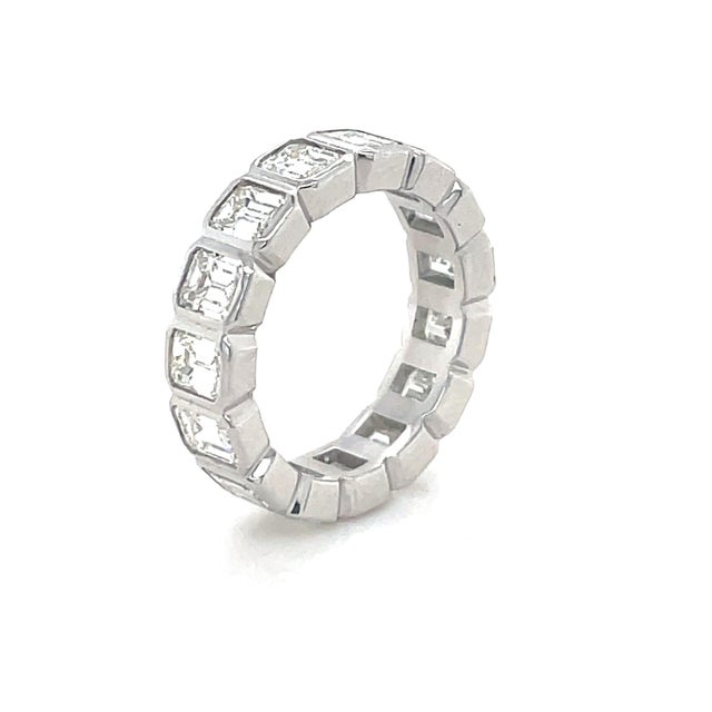 5.00 Carat Bezel Set Emerald Cut Eternity Band, Platinum, Size 6.5 For Sale - Image 4 of 4