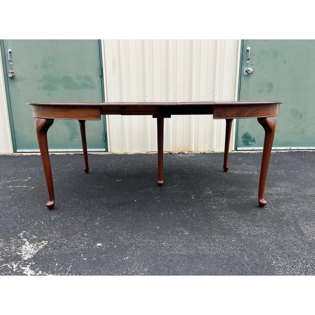 Early 20th Century American Oak Extension Dining Table For Sale - Image 10 of 12