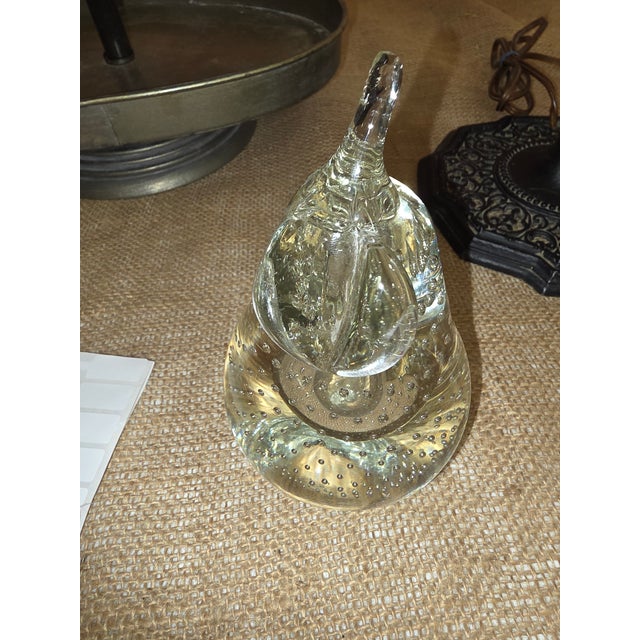 Murano Glass Pear With Controlled Bubbles For Sale - Image 4 of 6