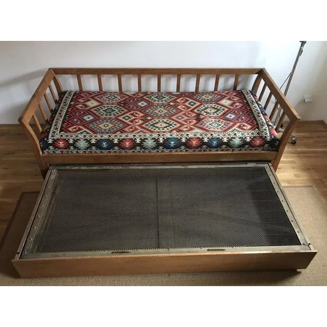 Art Deco Oak Sofa, in Very Good conditions. Designed 1920 to 1949