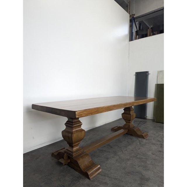 Vintage Oak Monastery Table, in Very Good conditions.