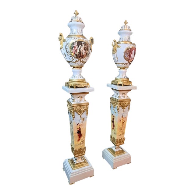 The Gilded Court – French-Inspired White Porcelain Vase With Matching Decorative Pedestal, Painted Scenes & Gold Leaf Details, Pair For Sale