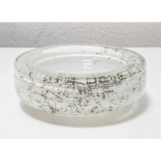 1970s Mid-Century Modern Murano Glass Ashtray in White Bubble Glass, Italy, 1970s For Sale - Image 5 of 8