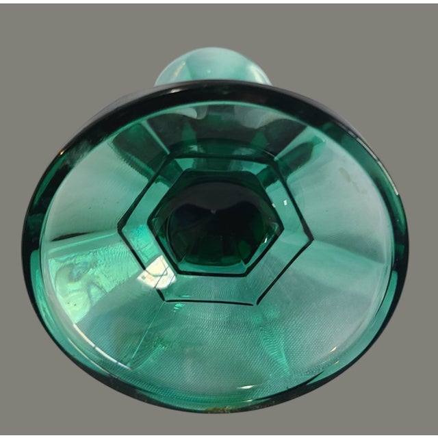 Vintage North American Indiana Glass Emerald Green Pair of Candlesticks For Sale - Image 6 of 7