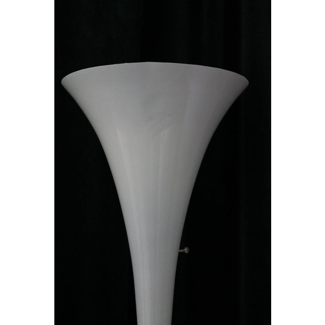 Mid-Century Modern Vintage 60s Trumpet Floor Lamp, Mid-Century White Laurel Style Torchiere Lamp For Sale - Image 3 of 10