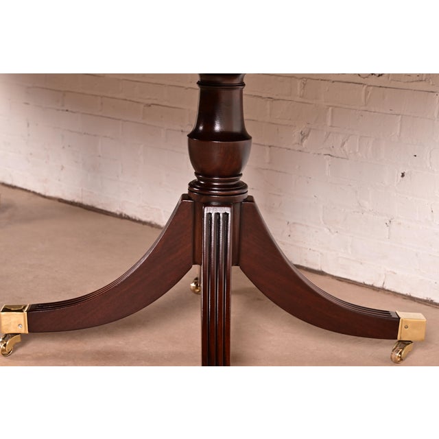 Smith & Watson Regency Banded Mahogany Double Pedestal Extension Dining Table, Newly Refinished For Sale - Image 11 of 15