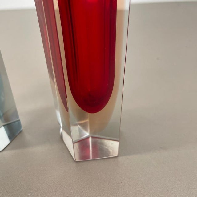 Blue Faceted Murano Glass Sommerso Vase by Flavio Poli, Italy, 1970s, Set of 2 For Sale - Image 8 of 17