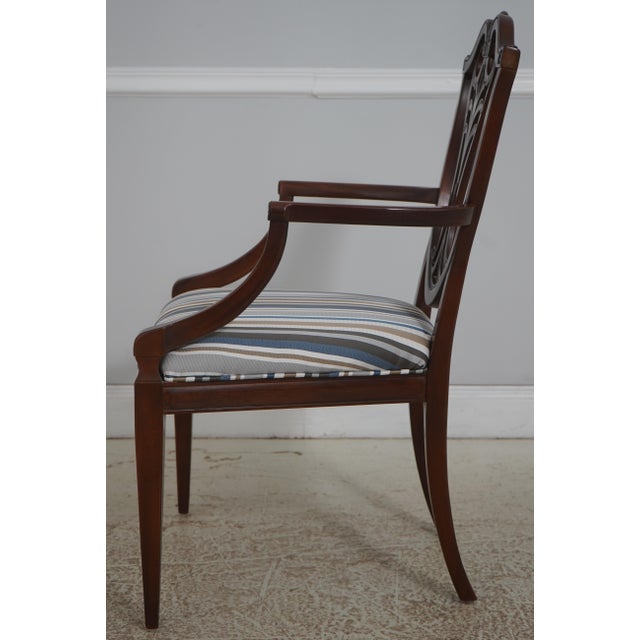 Hepplewhite Set of 8 Henredon Mahogany Shield Back Dining Chairs For Sale - Image 3 of 18