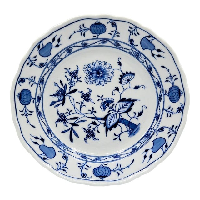 Meissen Blue Onion Oval Plates Set of 3 – Antique German Porcelain, Embossed “Meissen” & Oval Backstamp For Sale