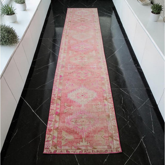 Mid-Century Modern Vintage Turkish Hand-Knotted Runner Rug Pink Hallway Kitchen Decor - 2′6″ × 11′5″ For Sale - Image 3 of 12