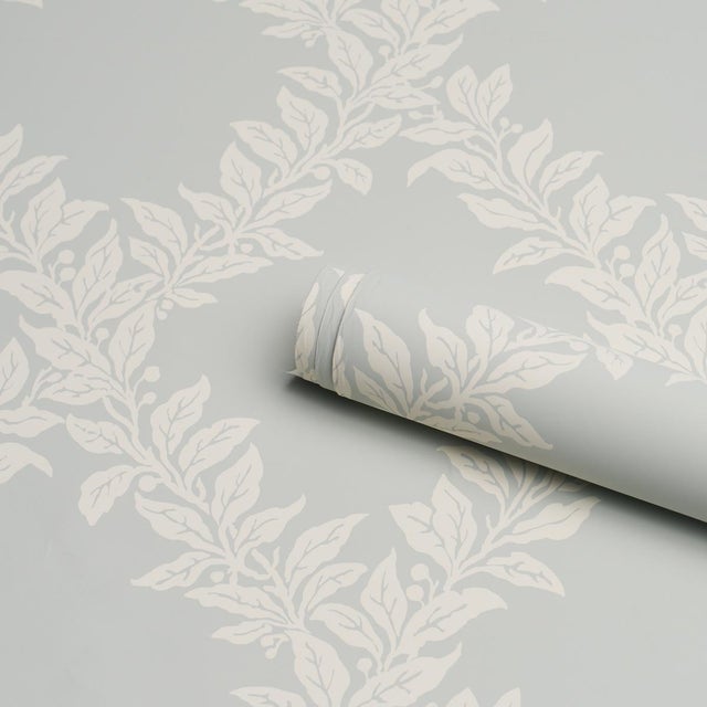 Schumacher Schumacher Tyninghame Trellis Wallcovering In Sky For Sale - Image 4 of 6