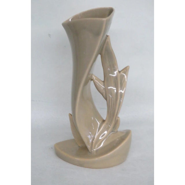 Roseville 1004-9 Mayfair Mid Century Art Deco Tan Pottery Ceramic Vase For Sale - Image 13 of 13