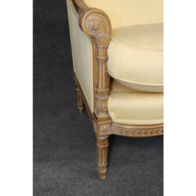 1960s Vintage French Louis XVI Style Carved Gilt Settee C. 1960's For Sale - Image 5 of 12
