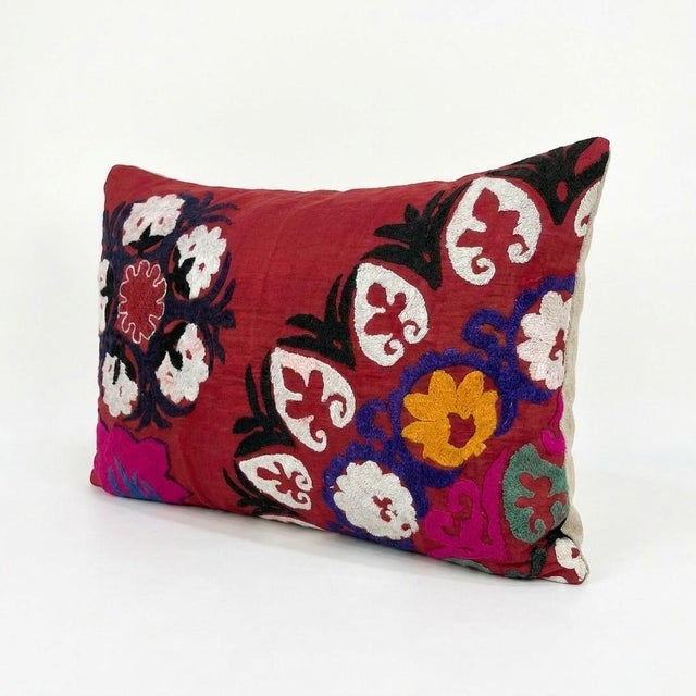 Mid-Century Modern Silk Road Suzani Lumbar Pillow Cover 20'' X 28'' For Sale - Image 3 of 4
