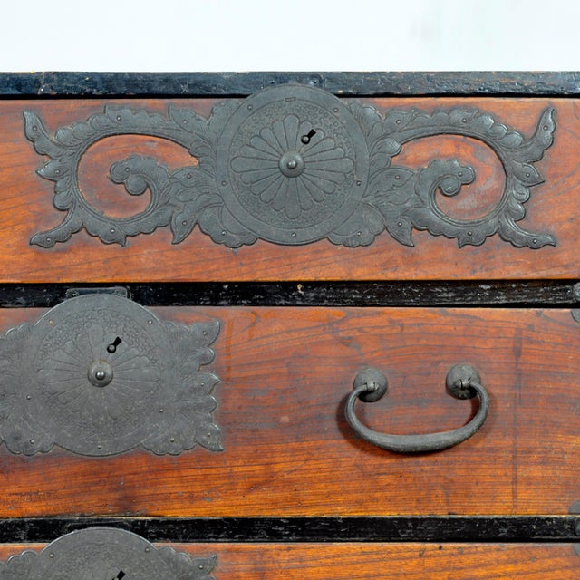 Japanese Tansu Chest of Drawers, 1890s For Sale - Image 10 of 17