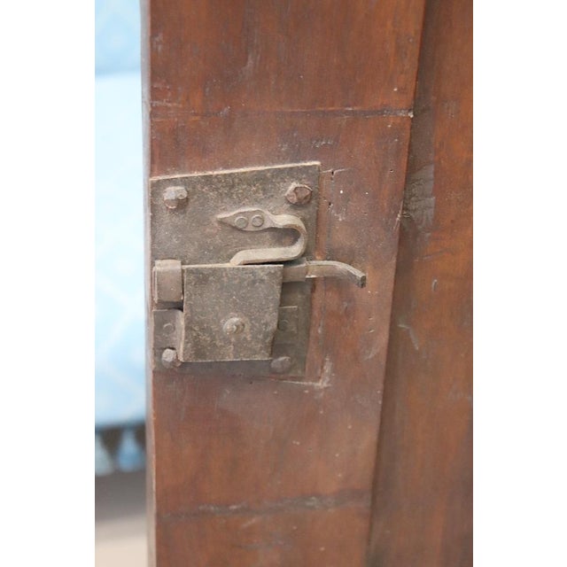 Late 17th Century Walnut Bookcase For Sale - Image 16 of 18