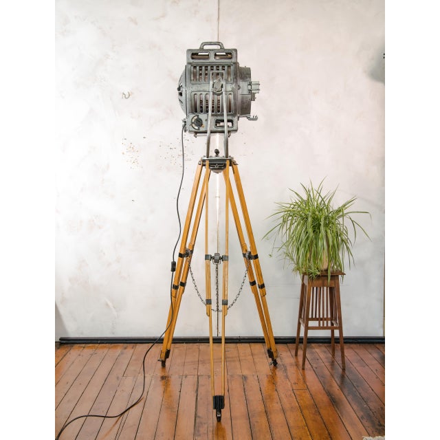 Gray Grey 2KW Fresnel Spotlight Floor Lamp with Tripod from Arri, Germany, 1950s For Sale - Image 8 of 18
