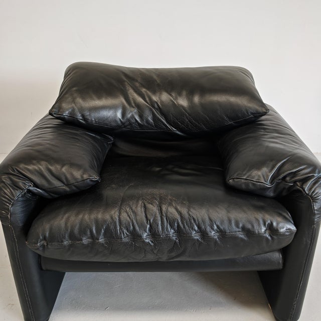 Maralunga Armchairs in Black Leather, 1980s, Set of 2 For Sale - Image 17 of 18