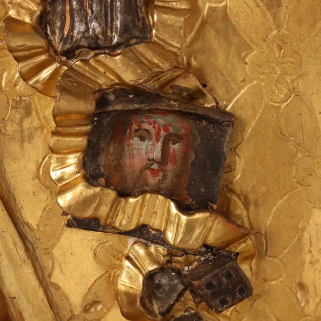 Italian Case in Carved Gilded Linden Wood For Sale - Image 9 of 16