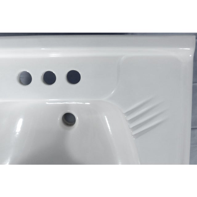 White 1948 Vintage Art Deco White Vitreous China Pedestal Sink in Excellent Condition For Sale - Image 8 of 18