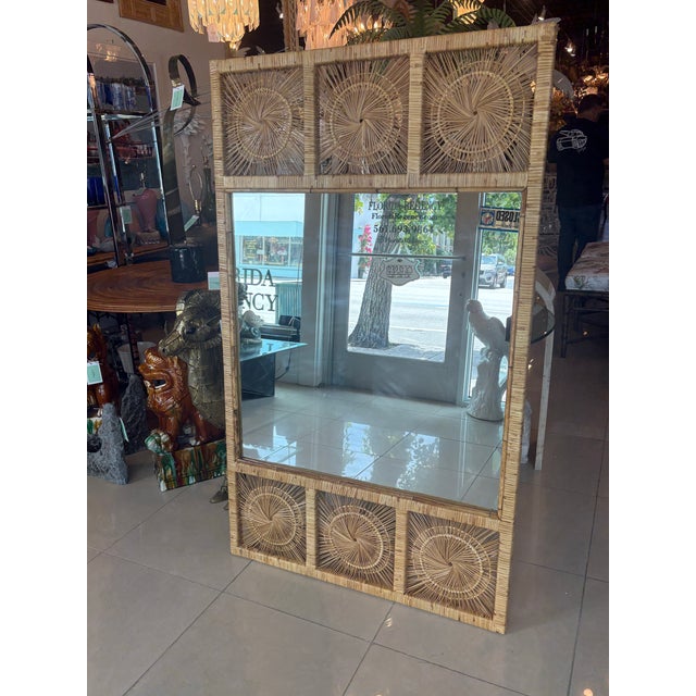 Vintage Palm Beach Spun Woven Wicker Rattan Sunburst Starburst Wall Mirror Large For Sale - Image 4 of 11