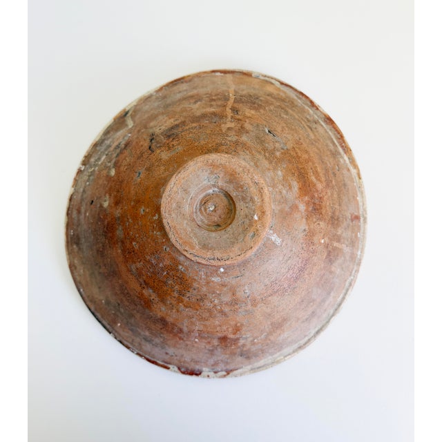 19th Century Slipware Bowl With Hand-Painted Vine Motif For Sale - Image 12 of 13