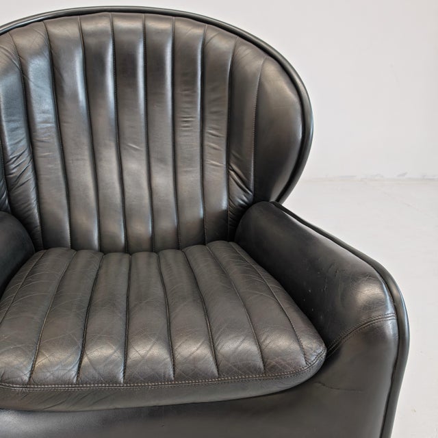 Space Age Armchair in Leather and Fiberglass Model Lotus Andrè Vandenbeuk for Strassle, 1960s For Sale - Image 13 of 18