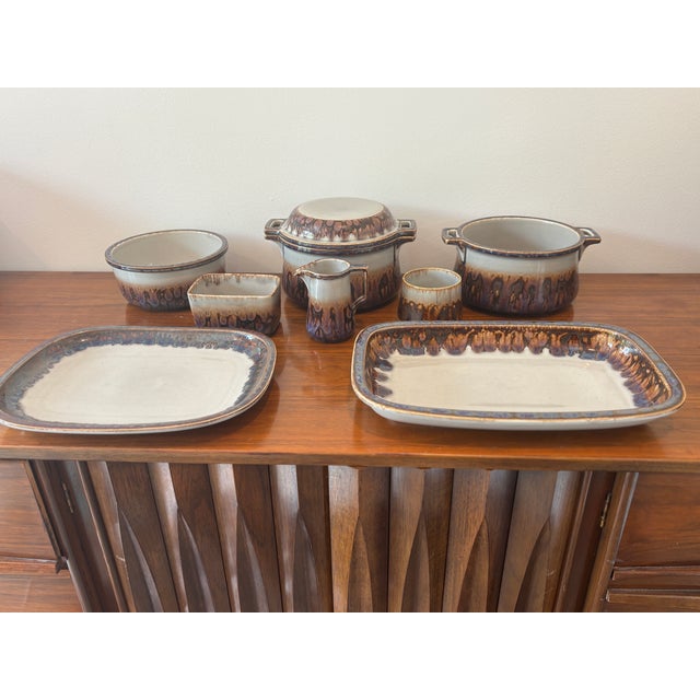 Mid-Century Modern 1970s Bing & Grøndahl Mexico Collection Quistgaard Platter 402 For Sale - Image 3 of 3