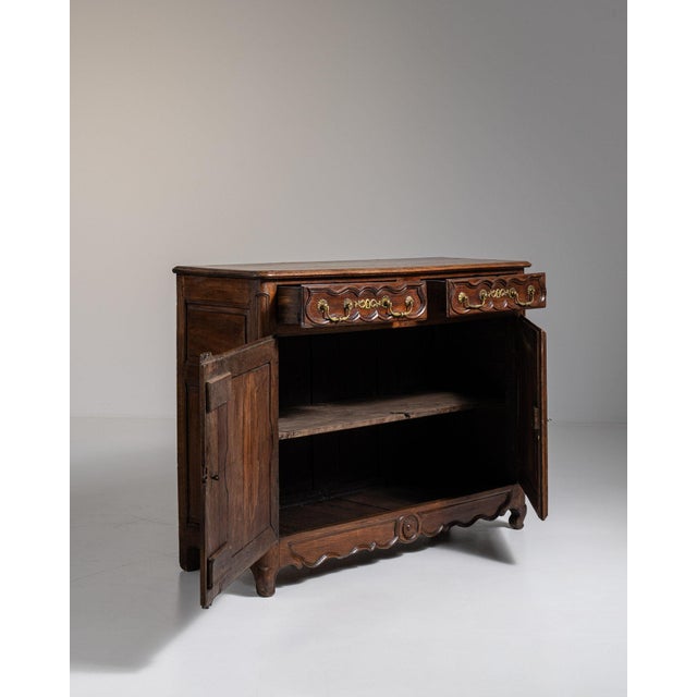 1800s French Chestnut Brown Louis XV Ornate Buffet with Brass Hardware For Sale - Image 15 of 15