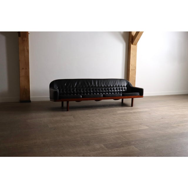 Model 2010 Sofa in Black Leather by Arne Halvorsen, Norway, 1960s For Sale - Image 3 of 11