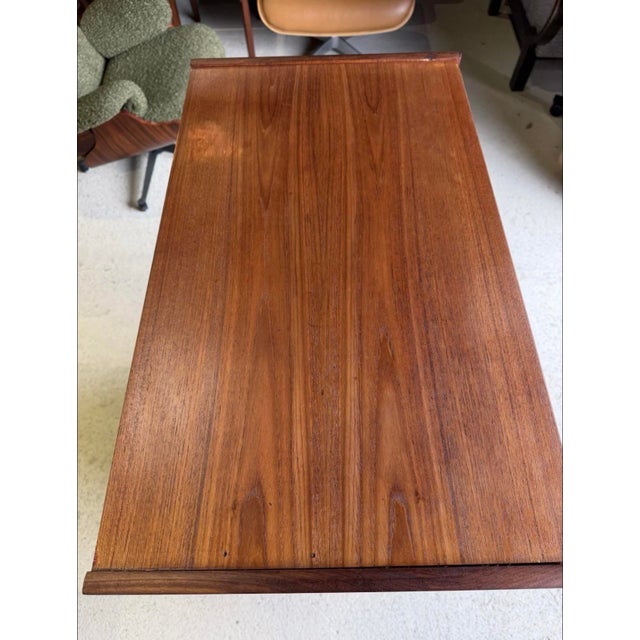 Wood Mid-Century Danish Chest of Drawers in Teak For Sale - Image 7 of 18