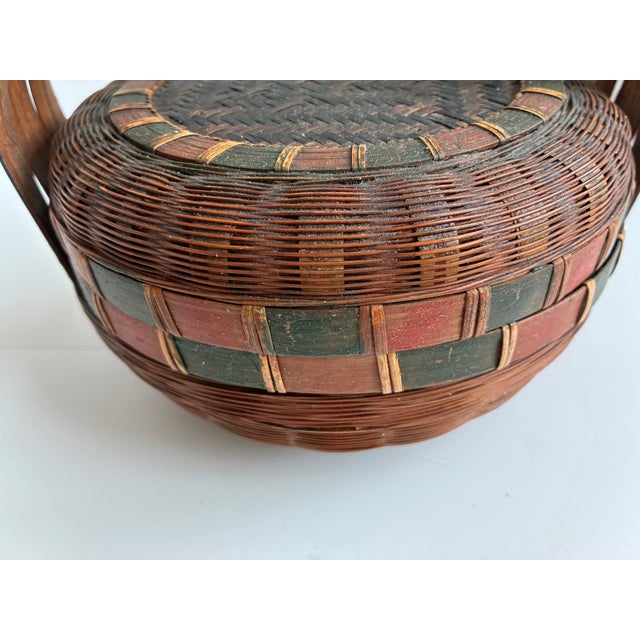 Brown Antique Chinese Rattan Lidded Sewing Basket Asian Decor For Sale - Image 8 of 13