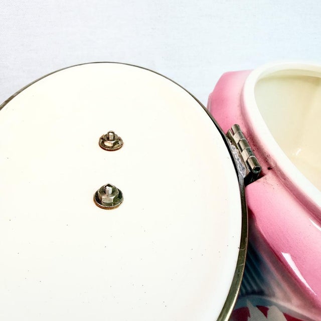 1920s Cookie Tin in Floral Porcelain, 1920s For Sale - Image 5 of 16