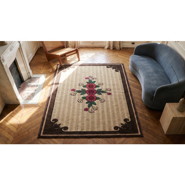 Textile 1940s Beige Floral Folk Art Antique American Hooked Rug 2' 10" X 5' 10" Handknotted Wool Carpet For Sale - Image 7 of 7