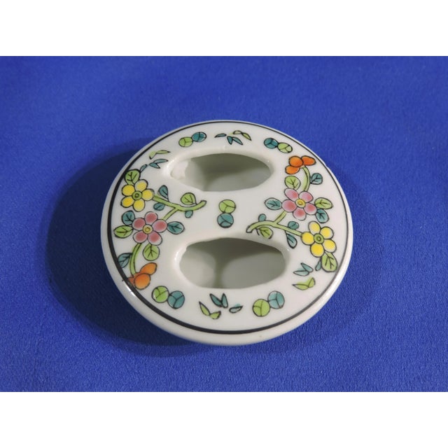 Mid 20th Century Chinese Famille Rose Hand Painted Lotus Leaf Cartouche Design Porcelain Tea Pot For Sale - Image 10 of 11