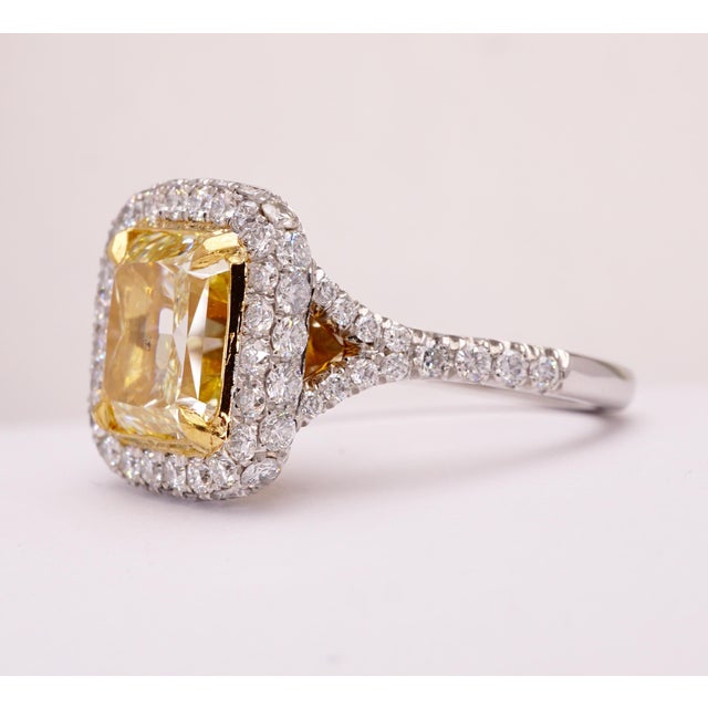 Certified Fancy Yellow Radiant 2.84 Carat Diamond Cocktail Ring Set in Platinum, Size 6 For Sale - Image 9 of 9