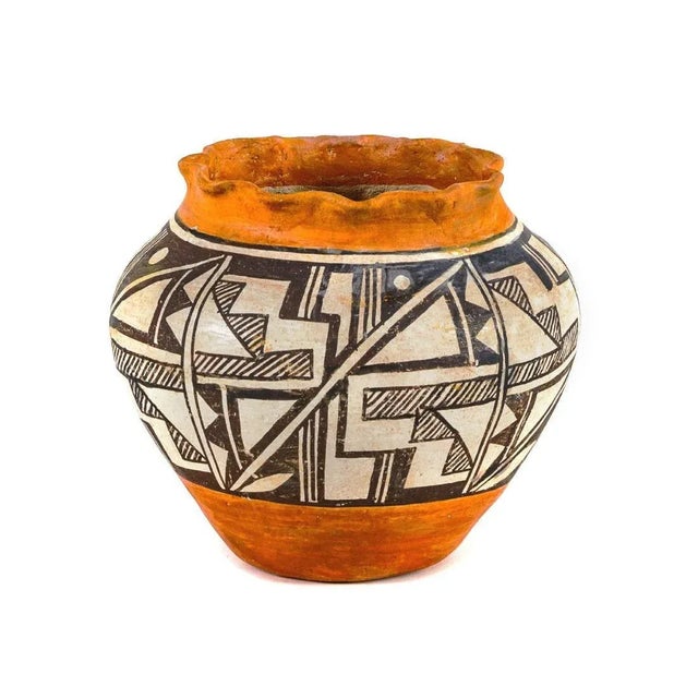 Acoma Signed Pueblo Southwestern Olla Jar For Sale - Image 12 of 12