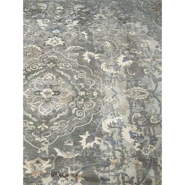 Traditional 8x10 Transitional Area Rug - 500518 For Sale - Image 3 of 13