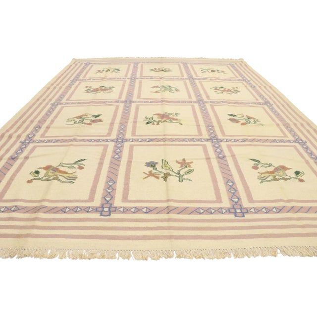 Farmhouse Vintage Oltenian Romanian Floral Kilim Rug - 09'03 X 11'08 For Sale - Image 3 of 10