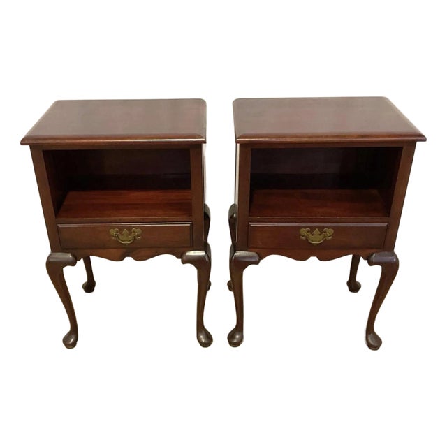 Pair of 1940’s Solid Mahogany Queen Anne Night Stands For Sale
