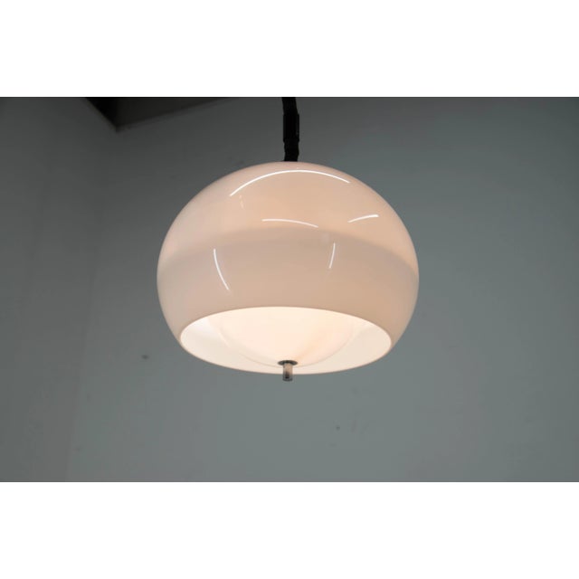 White pendant by meblo, italy adjustable height: 80cm - 129cm 1x40w, e25-e27 bulb us wiring compatible. This piece is...