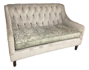 English Style Tufted Love-Seat in Grey Velvet