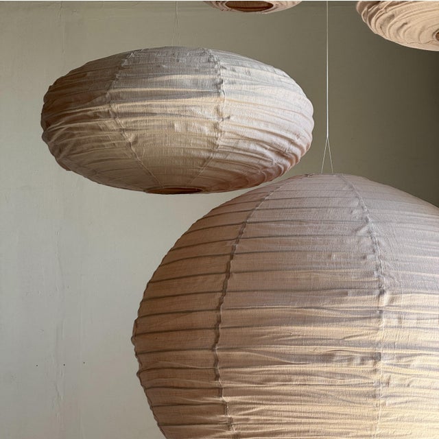 Japanese Pendant Light in Rattan and Natural Linen For Sale - Image 12 of 18
