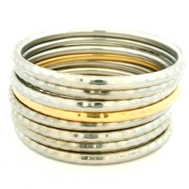 Silver Roberto Coin Martellato 18k Gold and Sterling Silver Set of Eight Bangles For Sale - Image 8 of 11