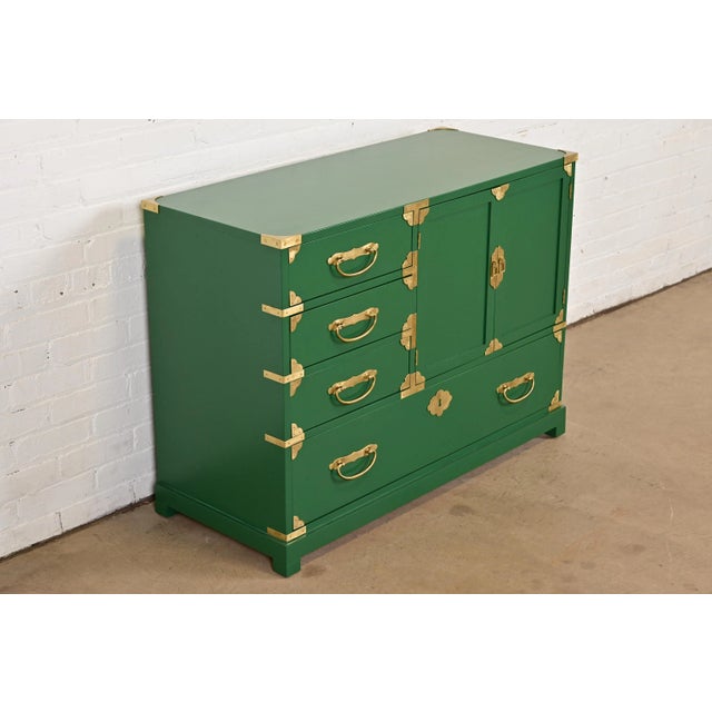 Century Furniture Century Furniture Hollywood Regency Chinoiserie Green Lacquered Commode or Chest of Drawers, Newly Refinished For Sale - Image 4 of 16