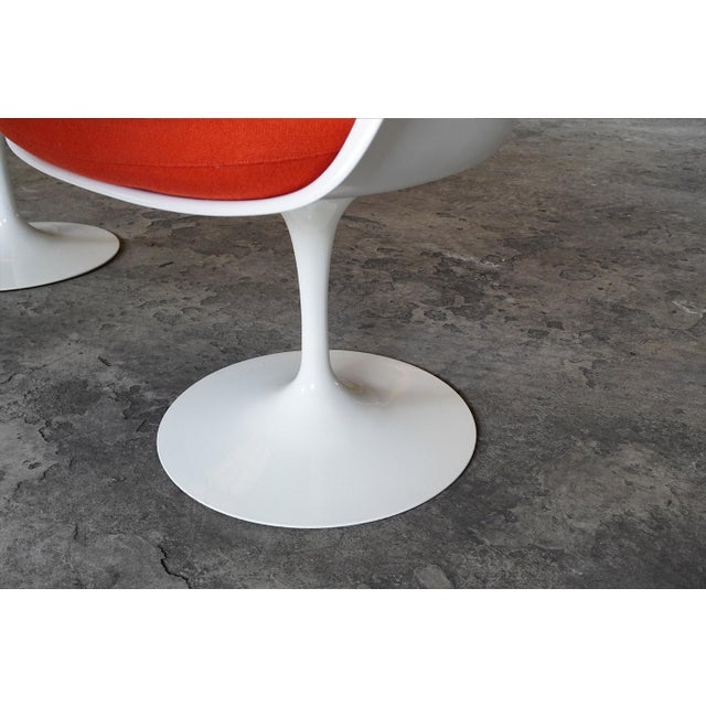 Dining Set by Eero Saarinen for Knoll International, USA, 1990s, Set of 7 For Sale - Image 16 of 18