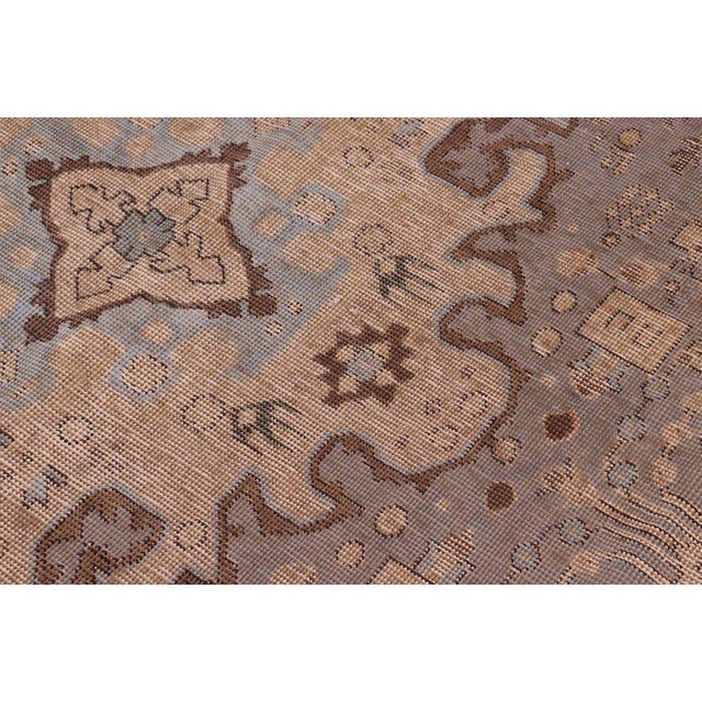 1990s Boho Chic Retro Vintage Gray/Tan Wool Rug - 7'10'' X 10'7'' For Sale - Image 5 of 10