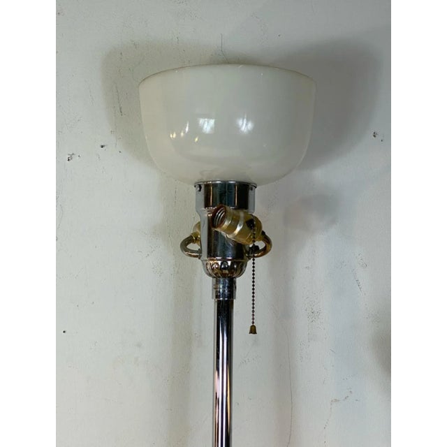 1940s Modernist Organic Wood Shelf Floor Lamp Attributed to Vladimir Kagan For Sale - Image 9 of 9